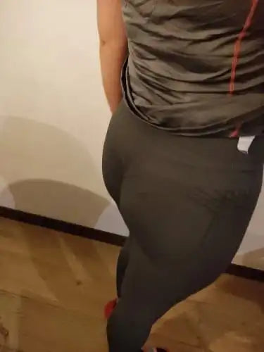 Sarah, K.